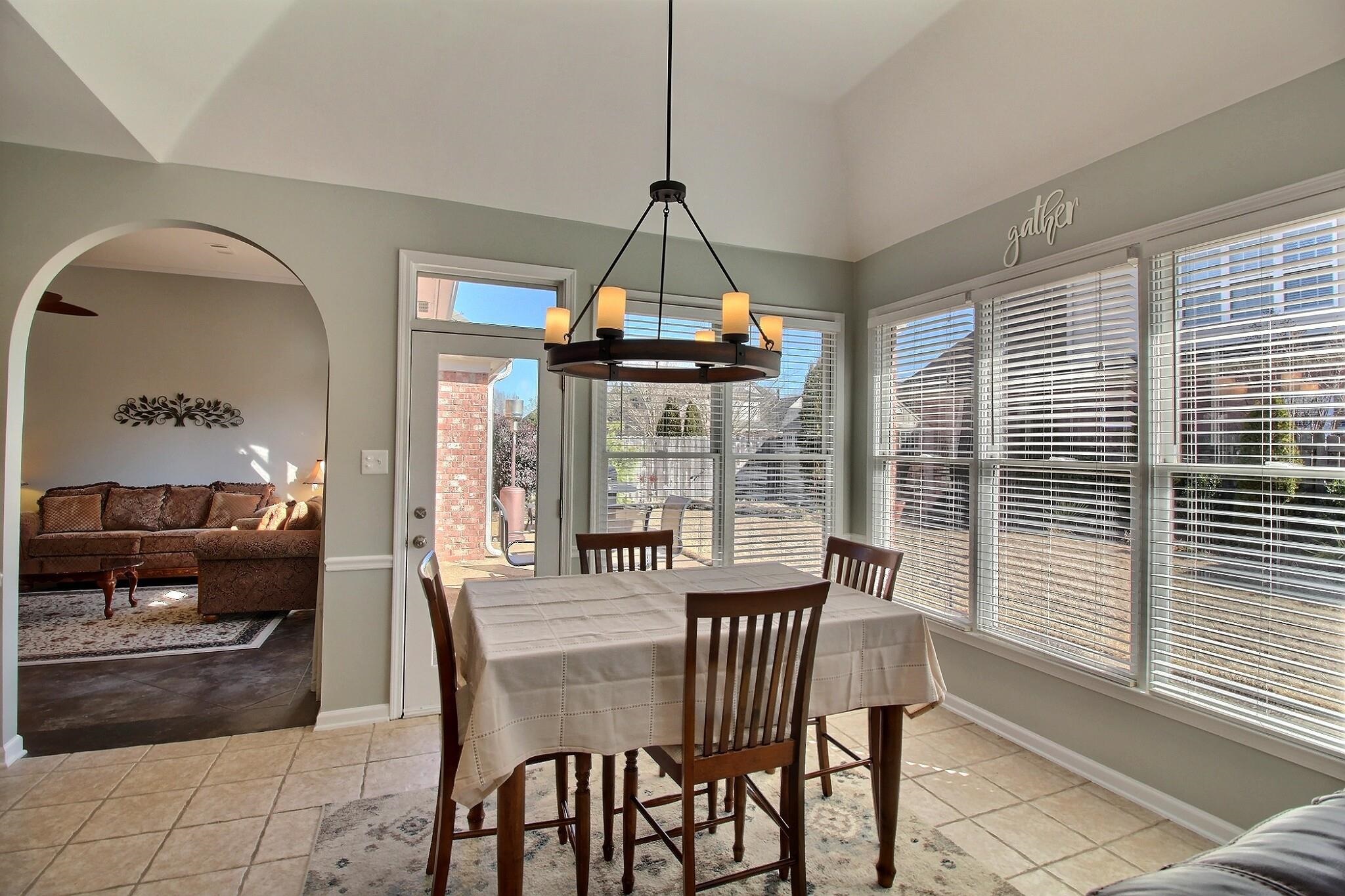 1486 Denham Road Collierville, TN 38017 - Photo 9 of 25 Gallery Image 9