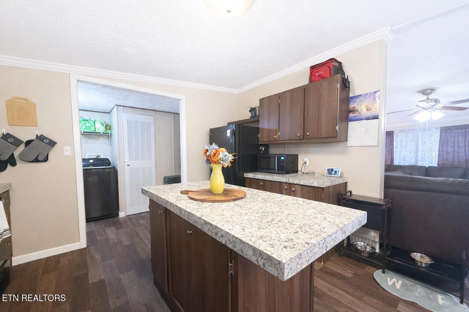 7123 Prospect Church Road Loudon, TN 37774 - Photo 7 of 12 Kitchen Island