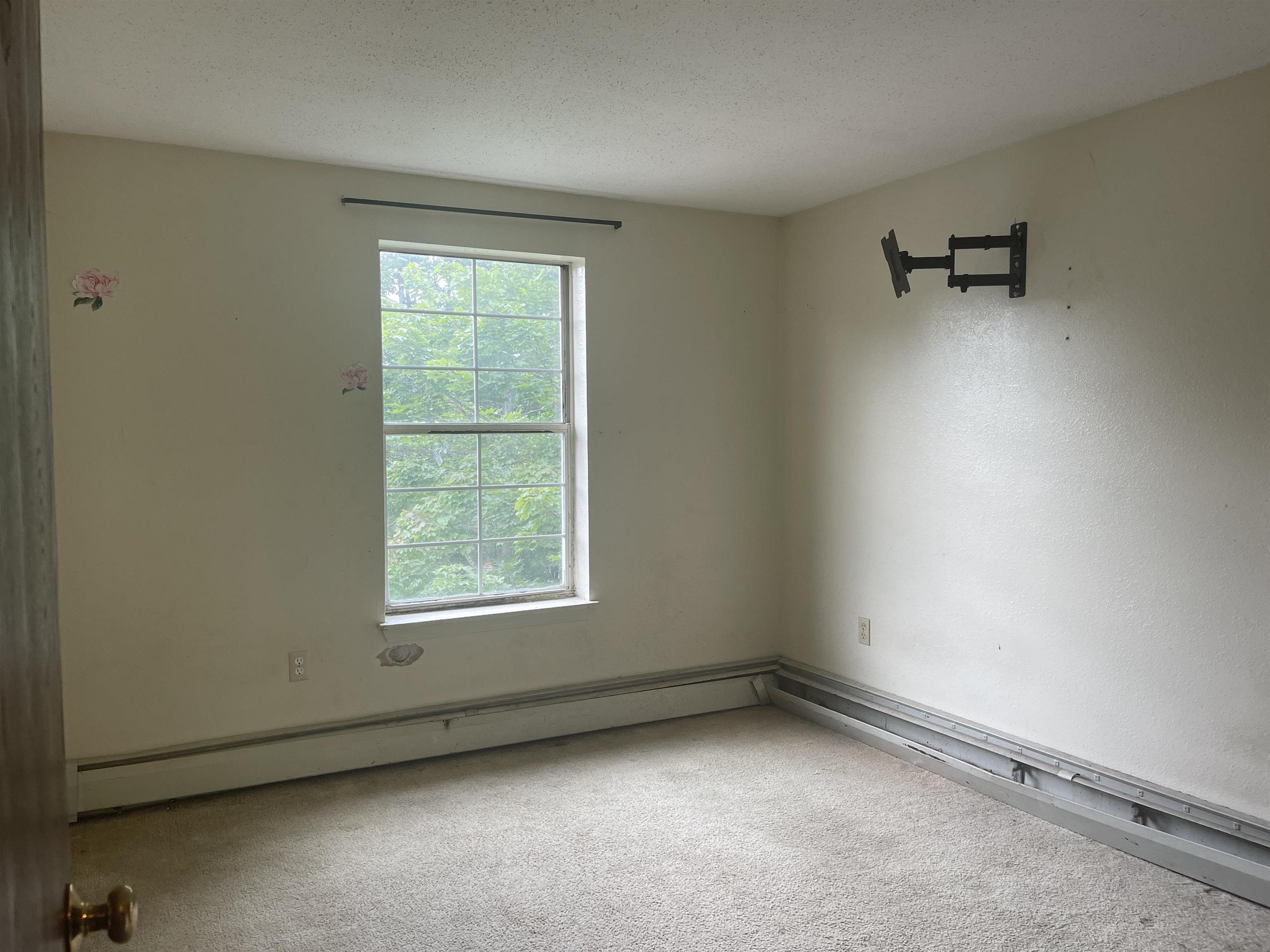 20 Wolf Road, Unit C48 Lebanon, NH 03766 - Photo 5 of 6