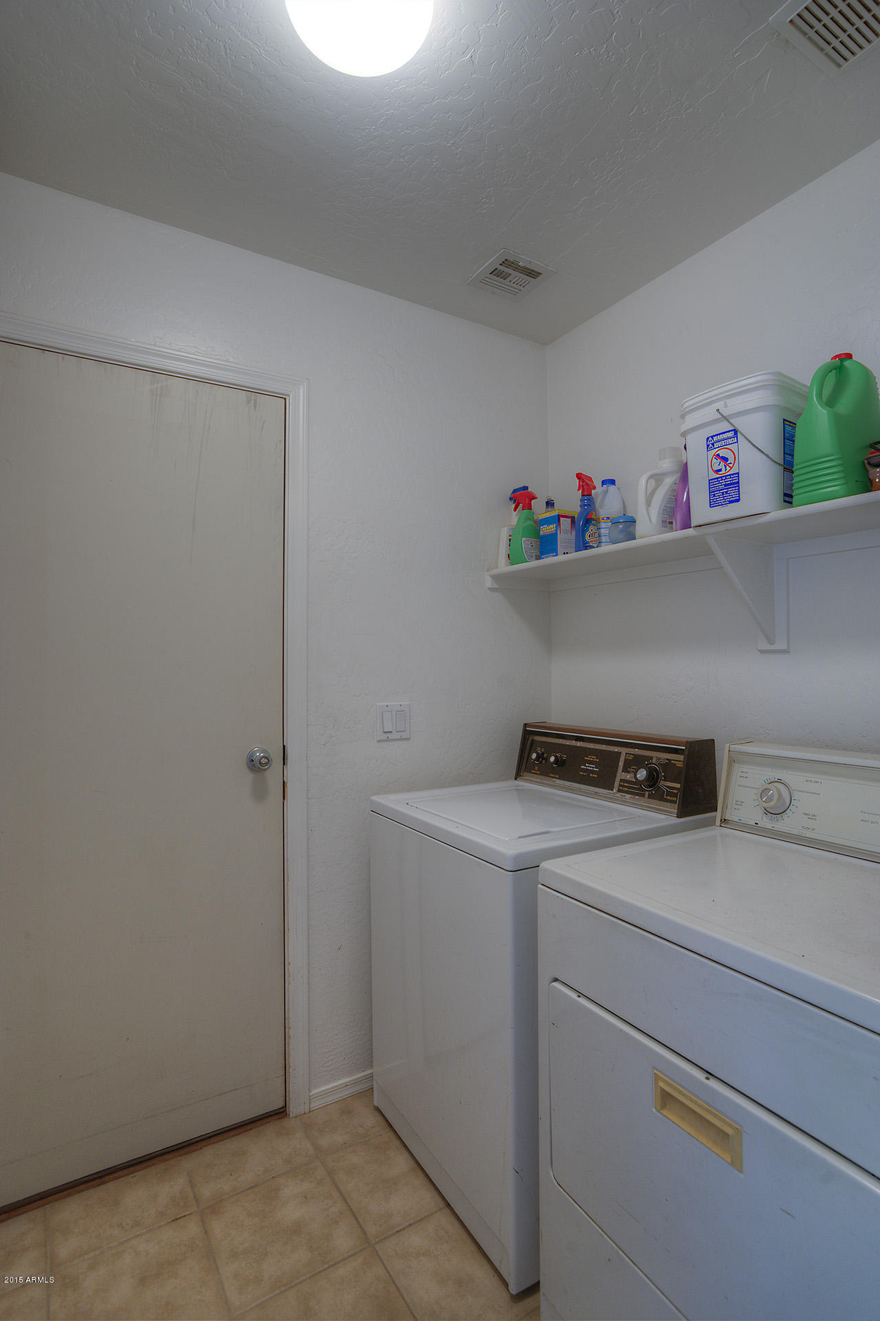 2921 West Pecan Road Phoenix, AZ 85041 - Photo 11 of 14 pecan_13