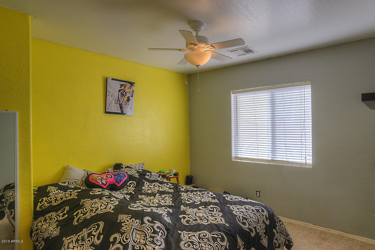 2921 West Pecan Road Phoenix, AZ 85041 - Photo 10 of 14 pecan_12