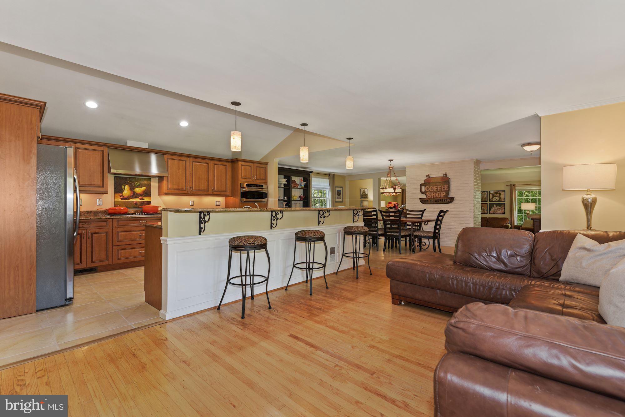 212 North Riding Drive Moorestown, NJ 08057 - Photo 6 of 33 Gallery Image 6