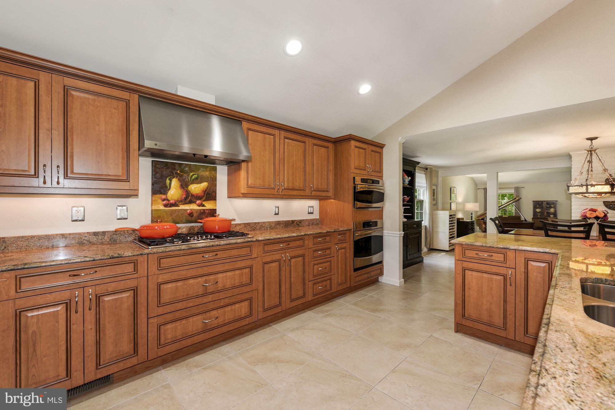 212 North Riding Drive Moorestown, NJ 08057 - Photo 7 of 33 Gallery Image 7