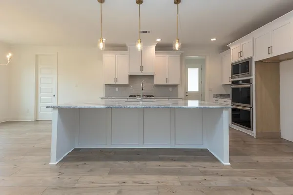 $759,000 | 4917 Maple Walk Drive, Lakeland, TN 38002