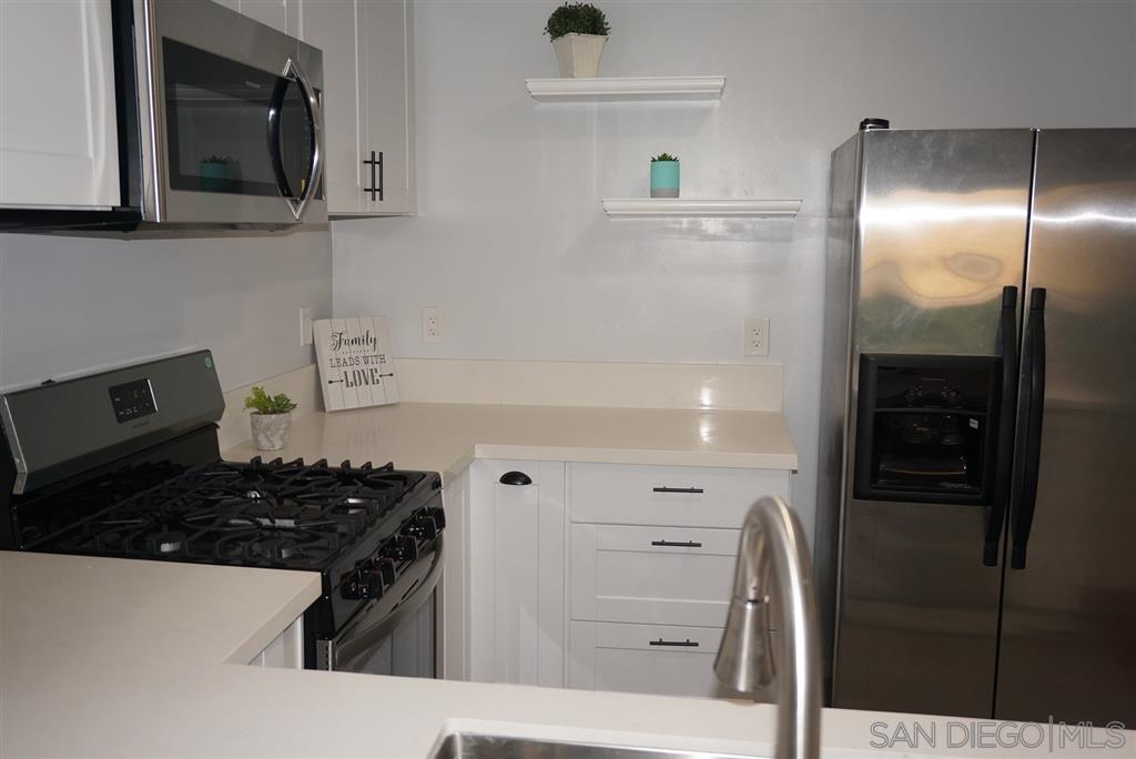 8627 Hacienda Road Santee, CA 92071 - Photo 4 of 18 Gallery Image 4