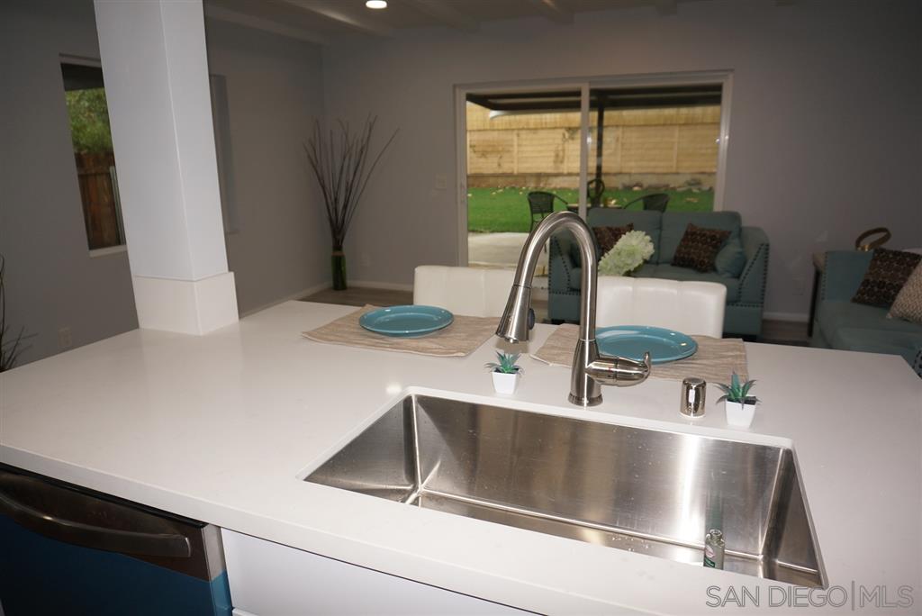 8627 Hacienda Road Santee, CA 92071 - Photo 5 of 18 Gallery Image 5