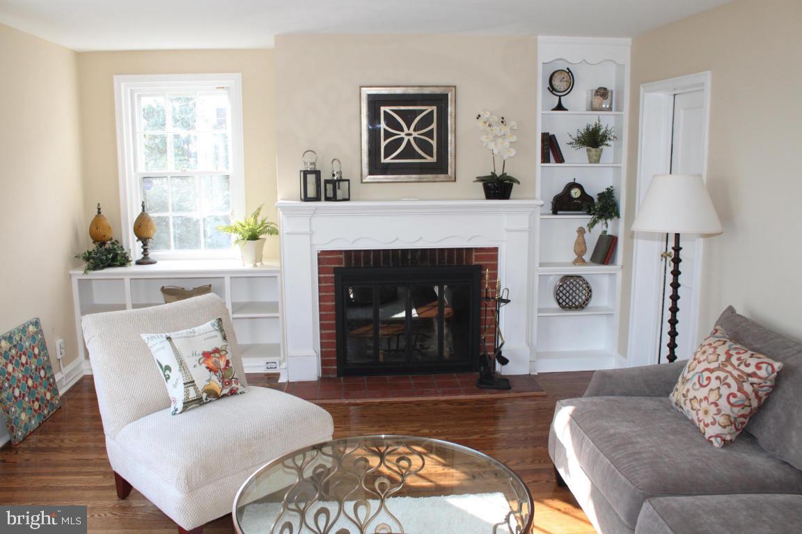 631 Lindley Road Glenside, PA 19038 - Photo 9 of 23 Gallery Image 9