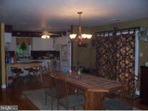 156 Torpedo Road Manahawkin, NJ 08050 - Photo 3 of 5