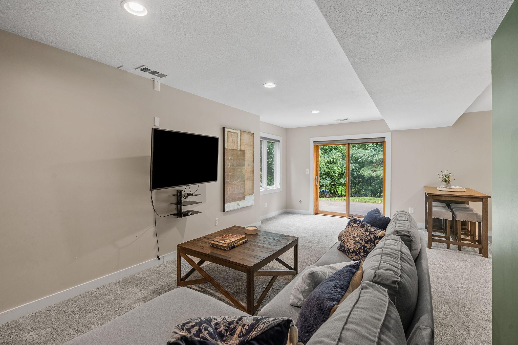 14516 Idylwood Road Minnetonka, MN 55345 - Photo 20 of 46
