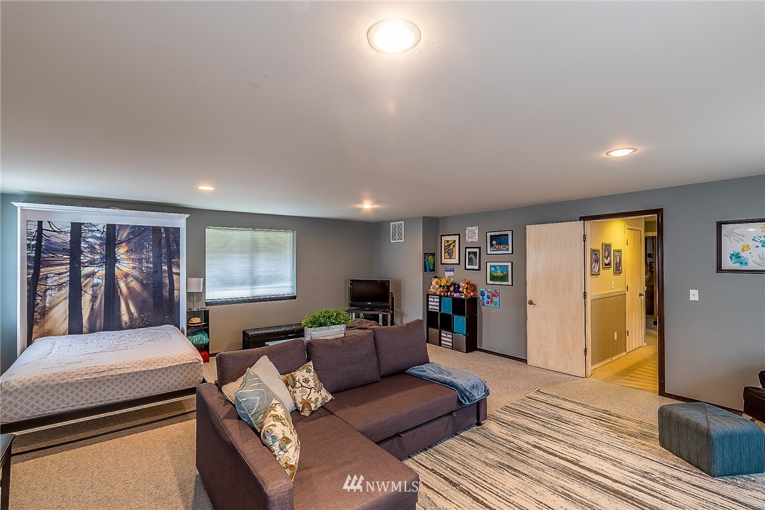 18807 Cascade Ridge Court Mount Vernon, WA 98274 - Photo 12 of 25 Gallery Image 12