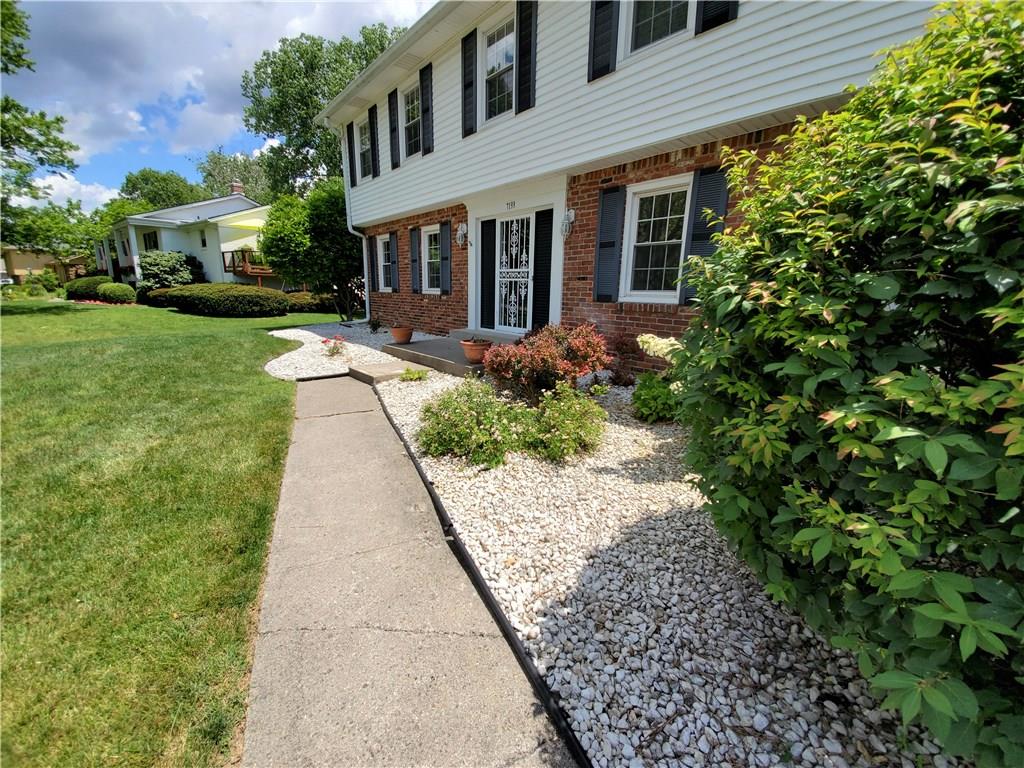 7133 Moorgate Road Indianapolis, IN 46250 - Photo 2 of 36 Gallery Image 2