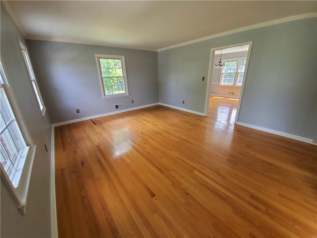 7133 Moorgate Road Indianapolis, IN 46250 - Photo 7 of 36 Gallery Image 7