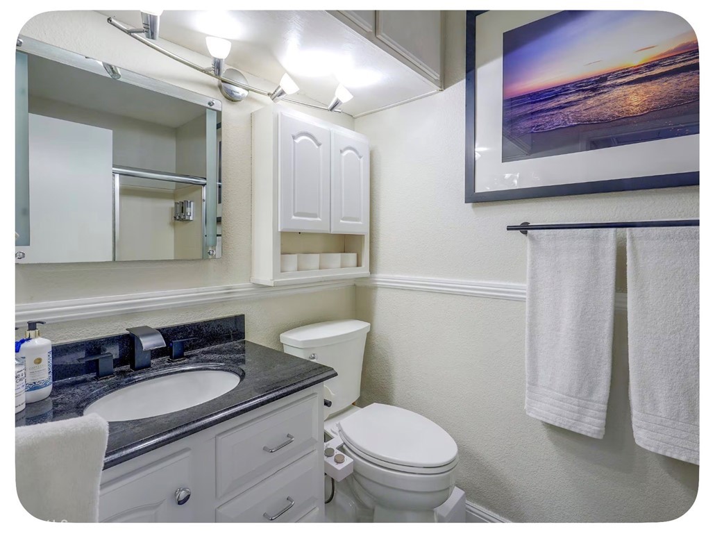 34 Rosa, Unit 3 Rancho Santa Margarita, CA 92688 - Photo 13 of 28 Gallery Image 13
