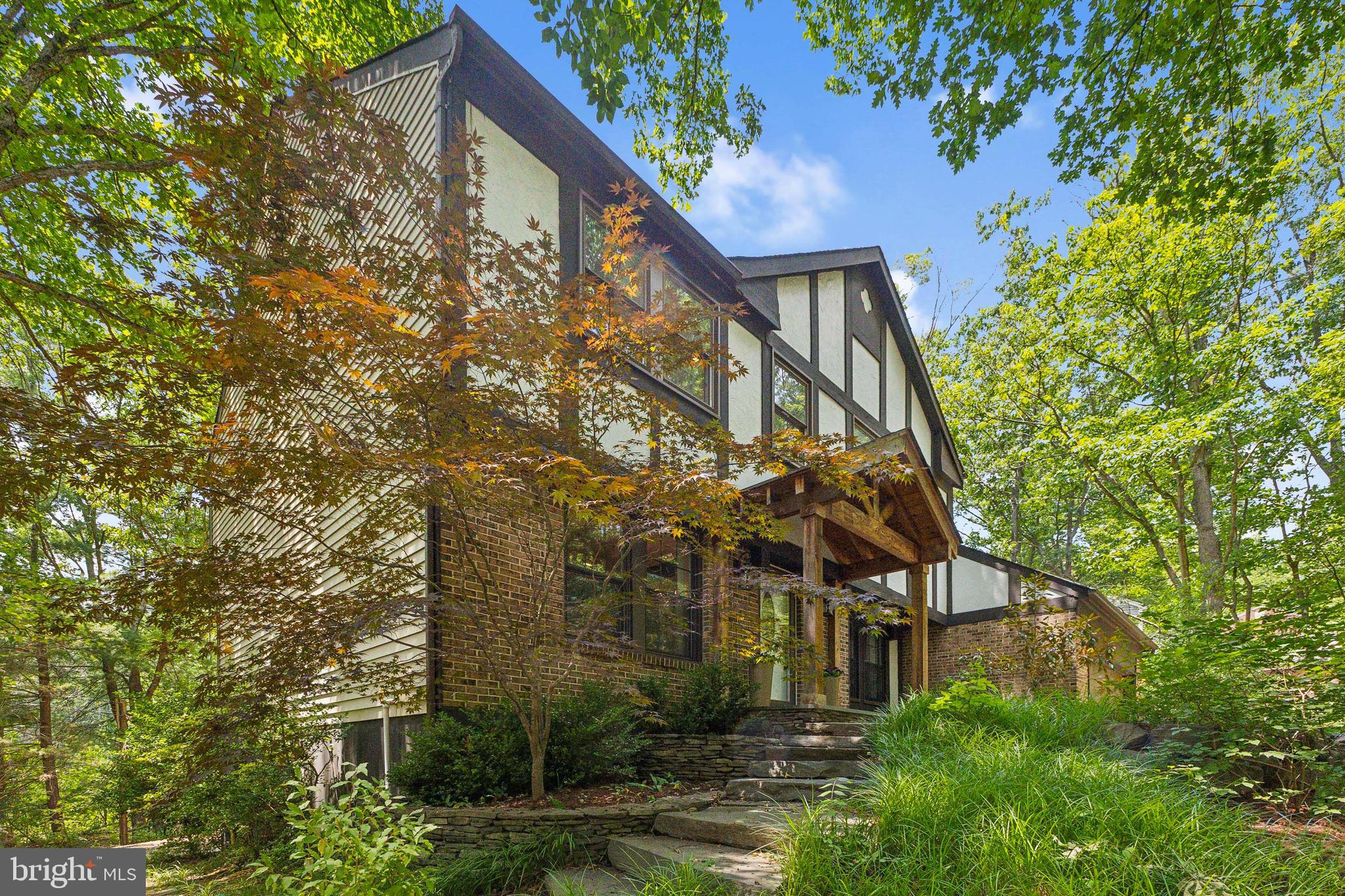 1865 Post Oak Trail Reston, VA 20191 - Photo 39 of 39 Access to backyard from landscape stairs
