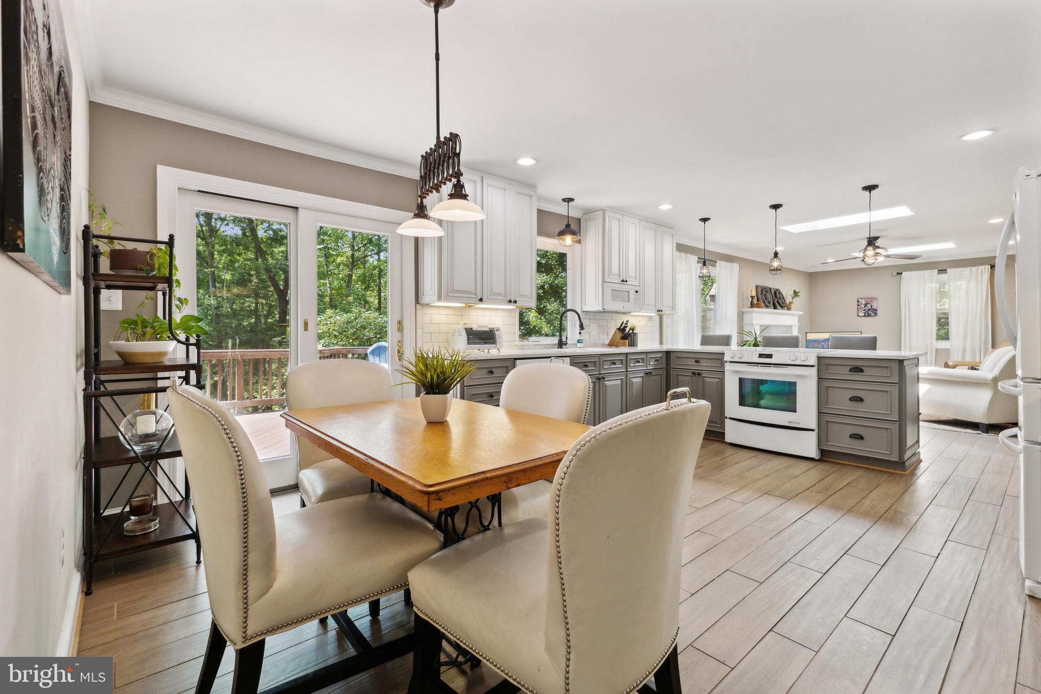 1865 Post Oak Trail Reston, VA 20191 - Photo 9 of 39 Table space in large kitchen