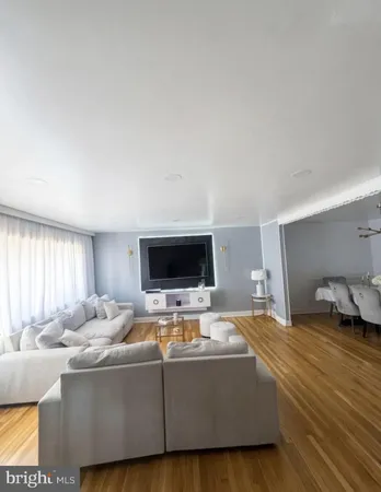 $344,900 | 3164 Derry Road, Philadelphia, PA 19154