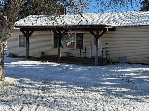 $310,000 | 74 North 3rd West, Rexburg, ID 83440