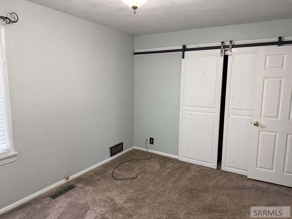 74 North 3rd West Rexburg, ID 83440 - Photo 5 of 14