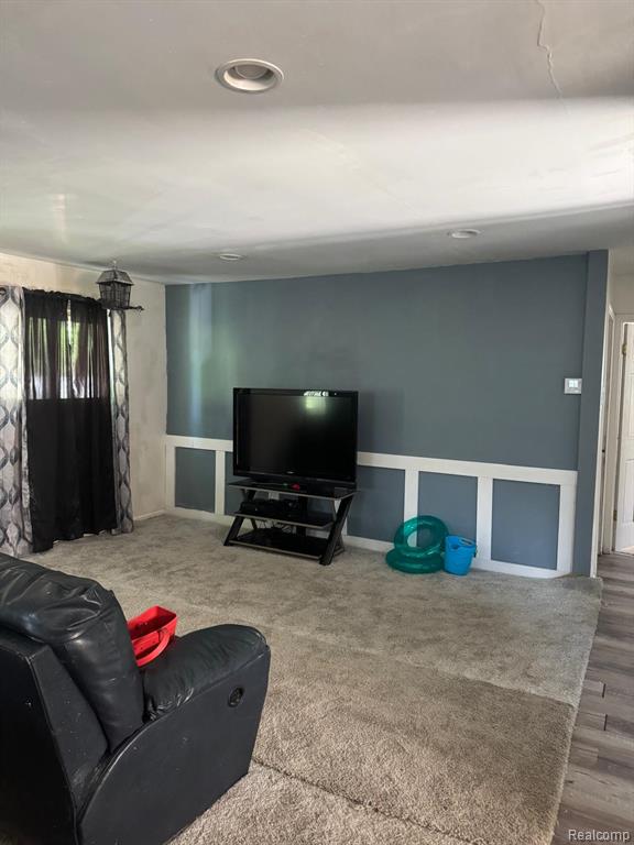 5719 Western Road Flint, MI 48506 - Photo 4 of 11