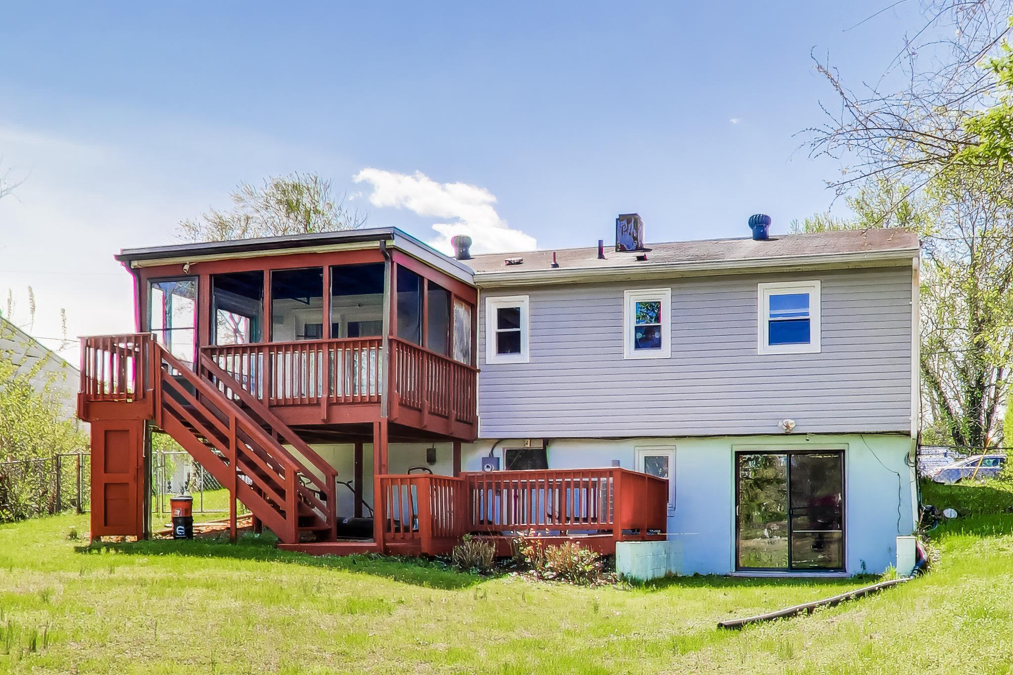 1304 Columbia Road Woodbridge, VA 22191 - Photo 36 of 50 Gallery Image 36