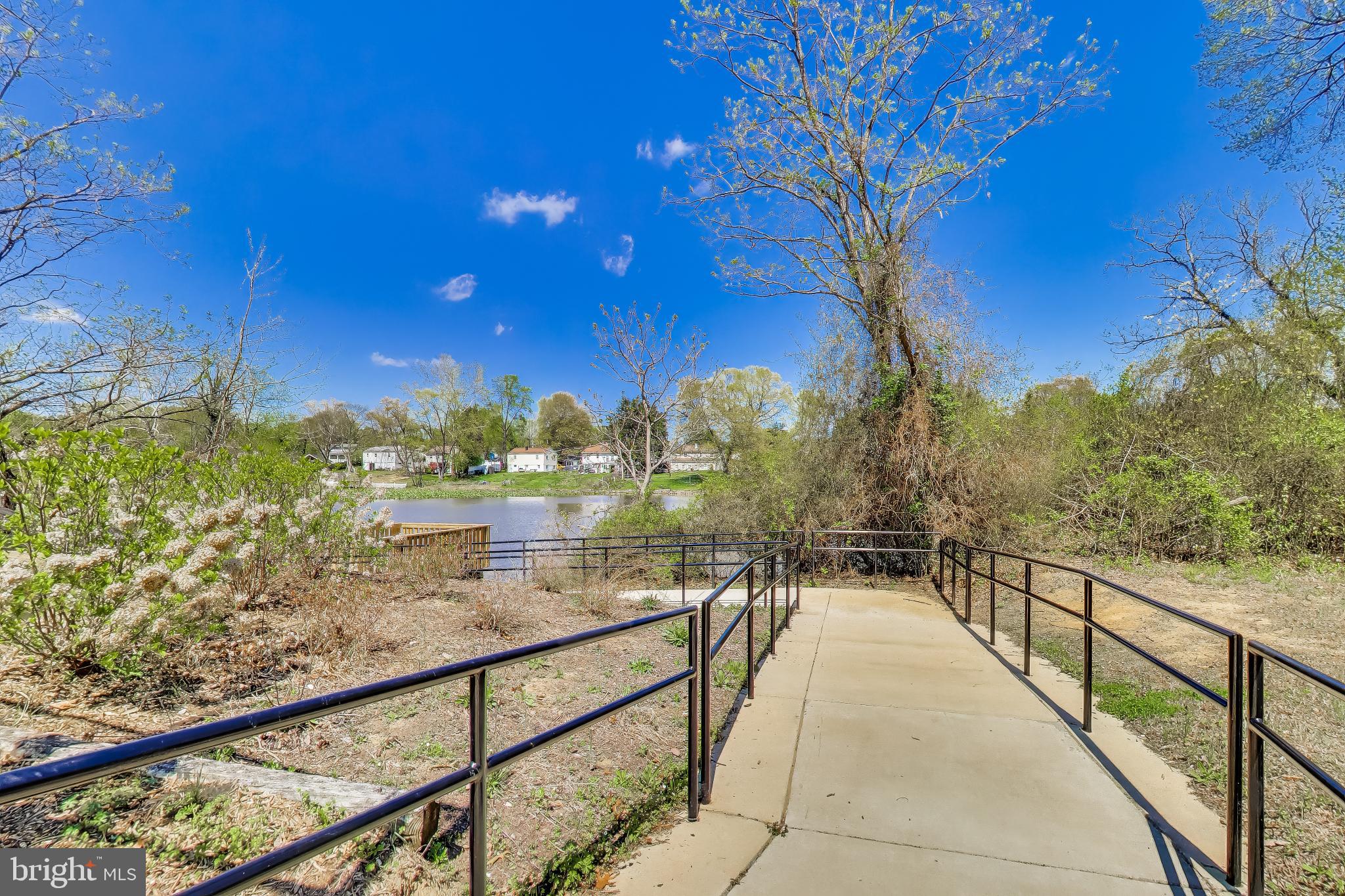 1304 Columbia Road Woodbridge, VA 22191 - Photo 46 of 50 Serene path to tranquil waters.