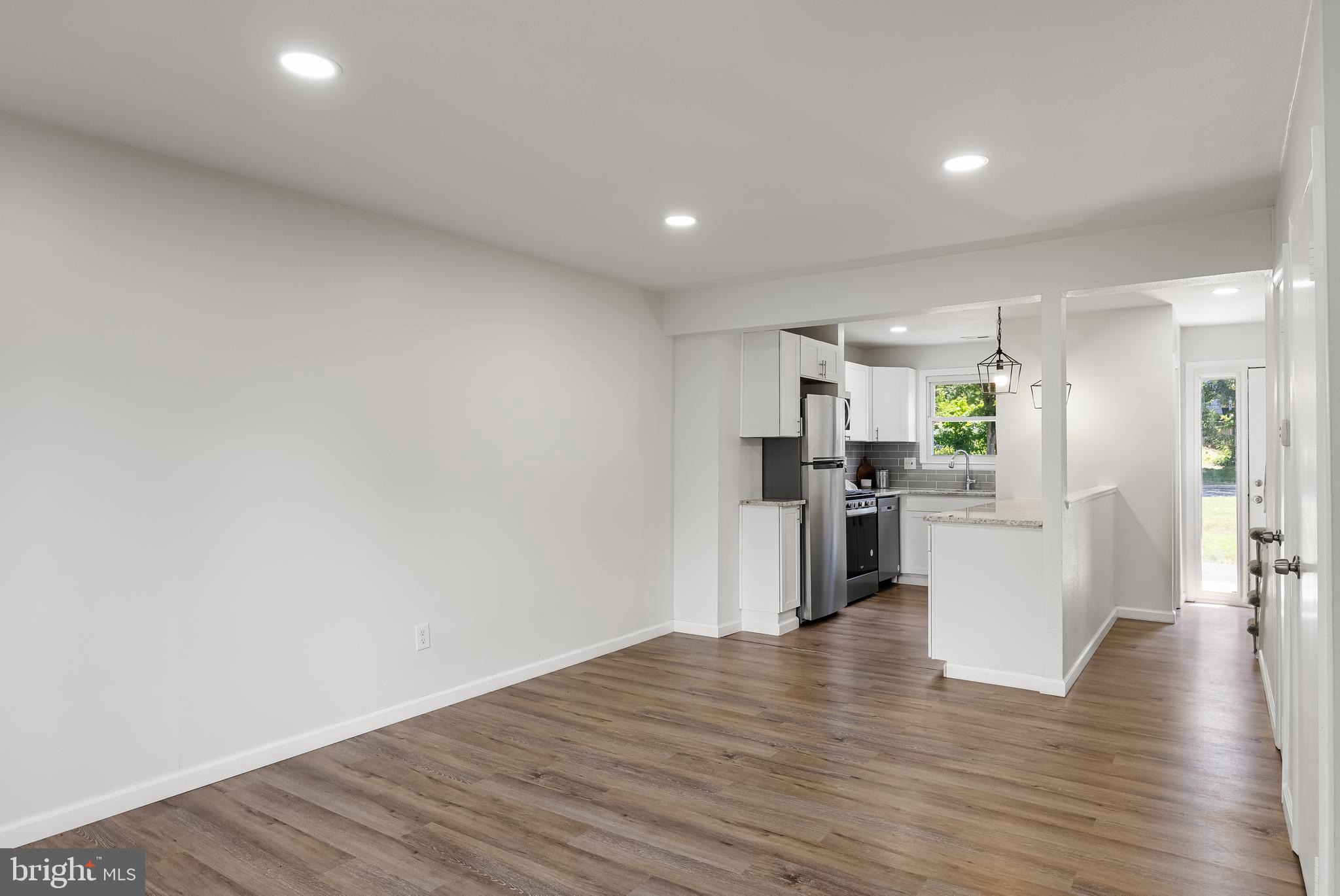 52 Via Cascata Drive Clementon, NJ 08021 - Photo 8 of 25