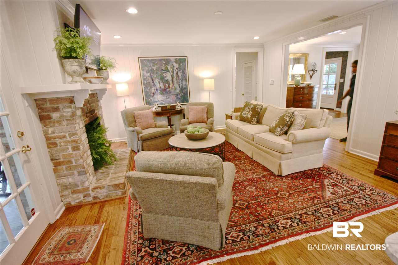 54 Ridgelawn Drive East Mobile, AL 36608 - Photo 11 of 32