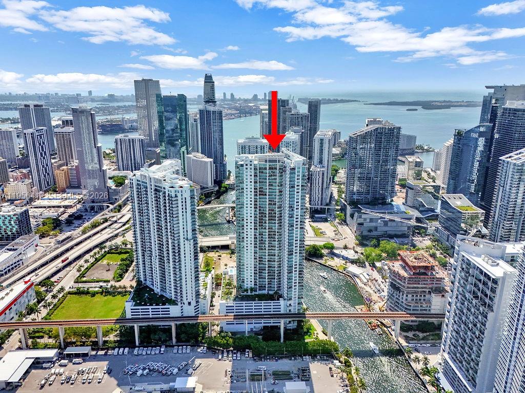 92 Southwest 3rd Street, Unit 4806 Miami, FL 33130 - Photo 14 of 20 a city view