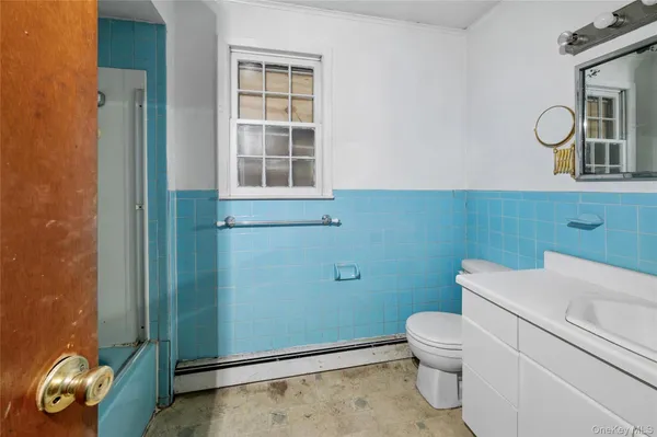 $459,950 | 99 Wilson Avenue, Amity Harbor, NY 11701