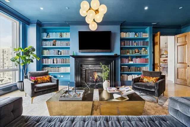 $40,000 | 9 West Walton Street, Unit 2202, Chicago, IL 60610