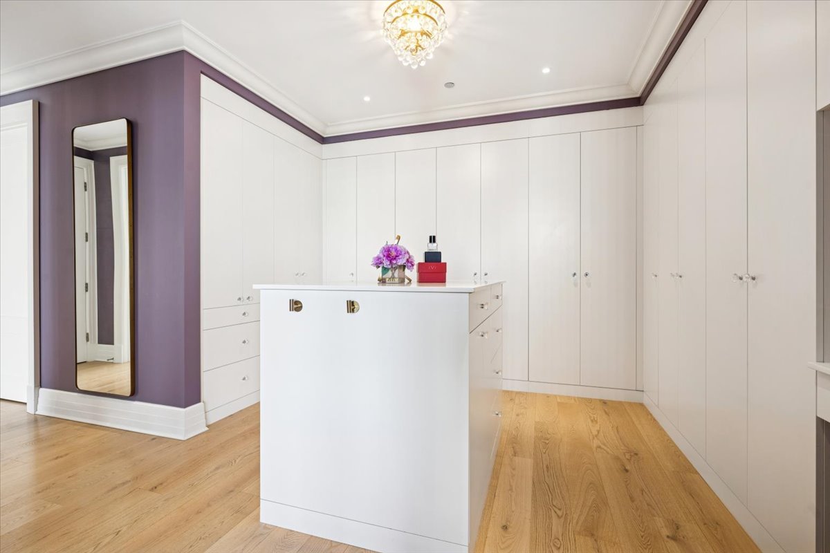 9 West Walton Street, Unit 2202 Chicago, IL 60610 - Photo 21 of 27