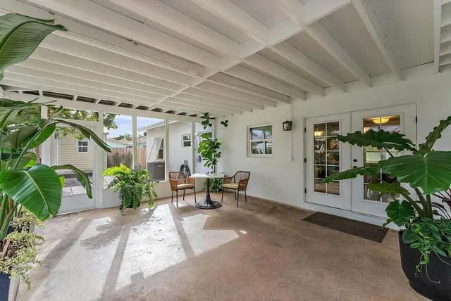 $6,000 | 513 East Whitney Drive, Jupiter, FL 33458