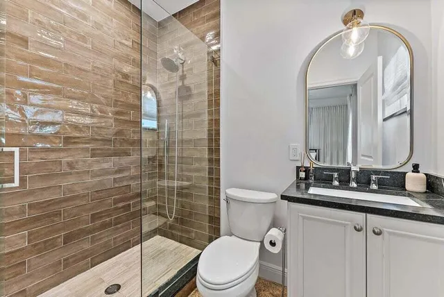 $6,000 | 513 East Whitney Drive, Jupiter, FL 33458