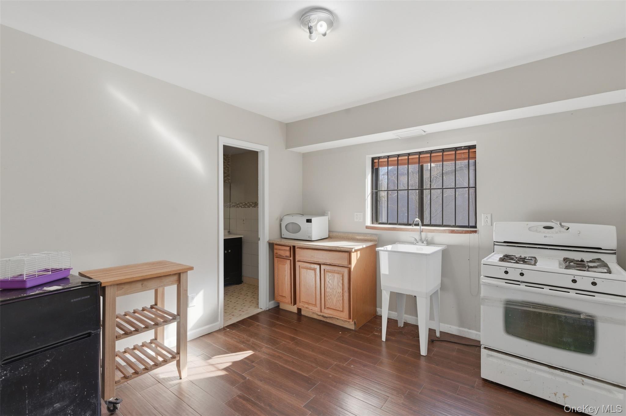 41 South Monsey Road Monsey, NY 10952 - Photo 33 of 50