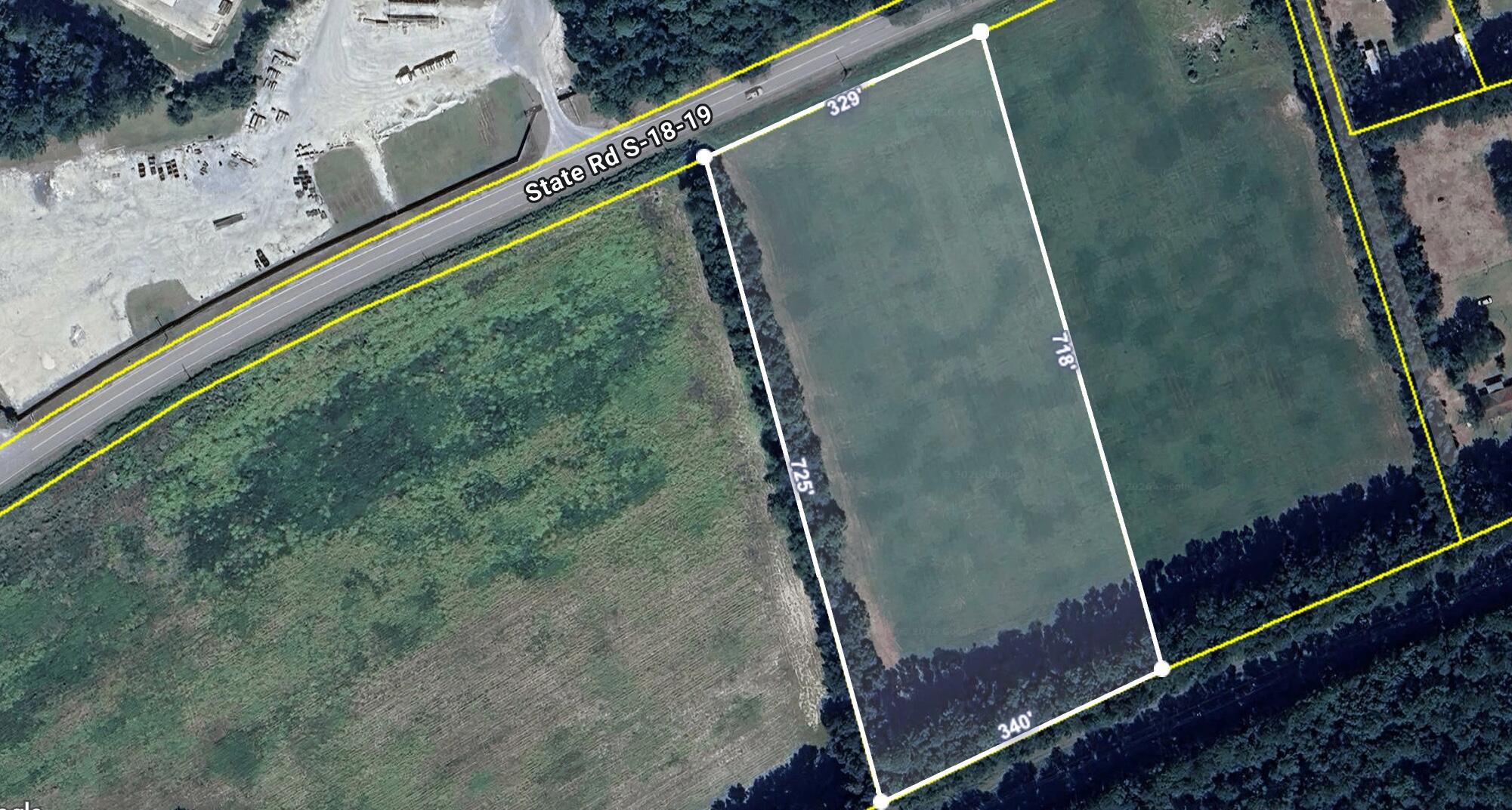 417 Ridge Road Ridgeville, SC 29472 - Photo 5 of 11 AC6A5260-A0CE-4356-90C9-524066BDA780