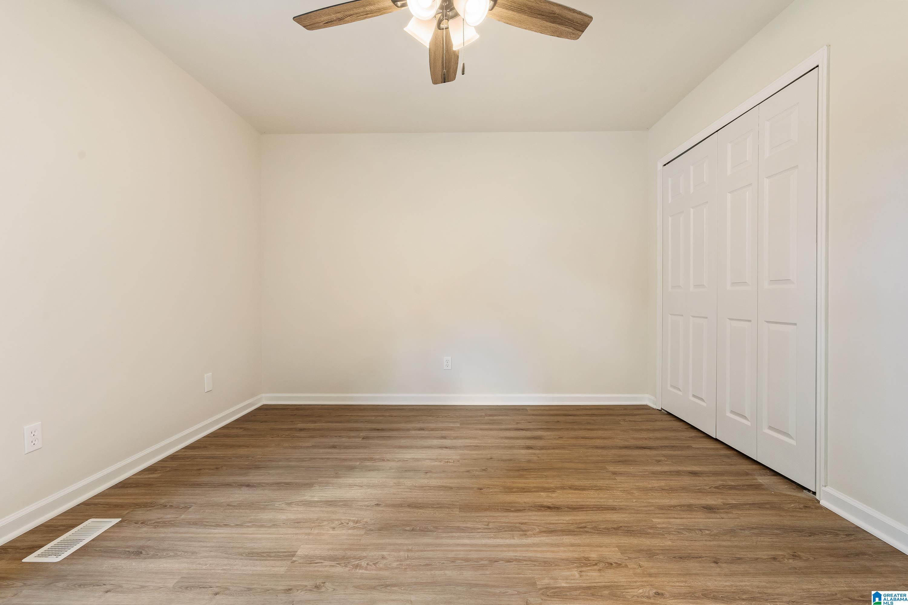 529 Overhill Drive Pelham, AL 35124 - Photo 25 of 38