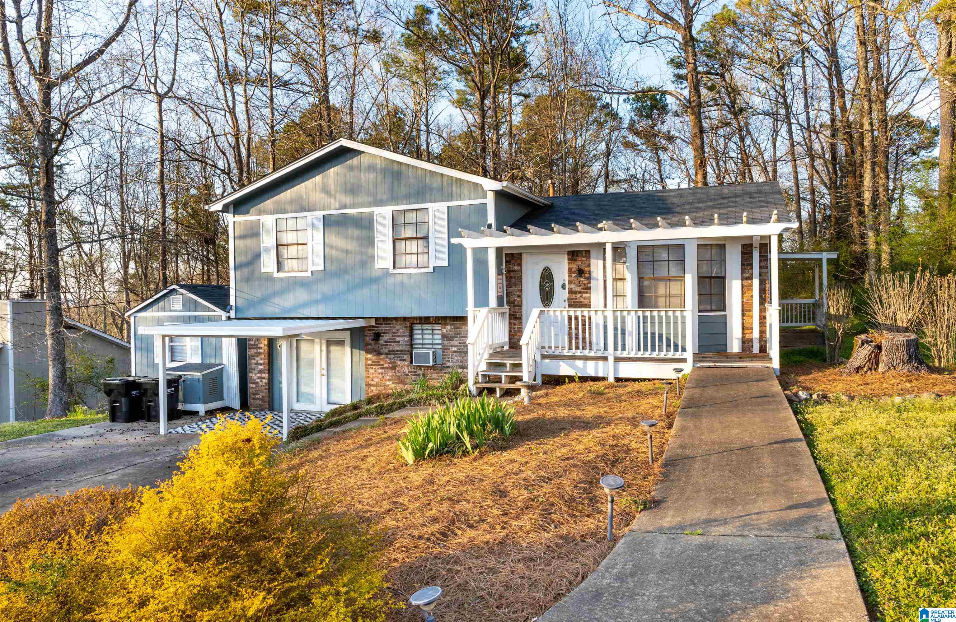 2714 Ray Way Birmingham, AL 35235 - Photo 1 of 50
