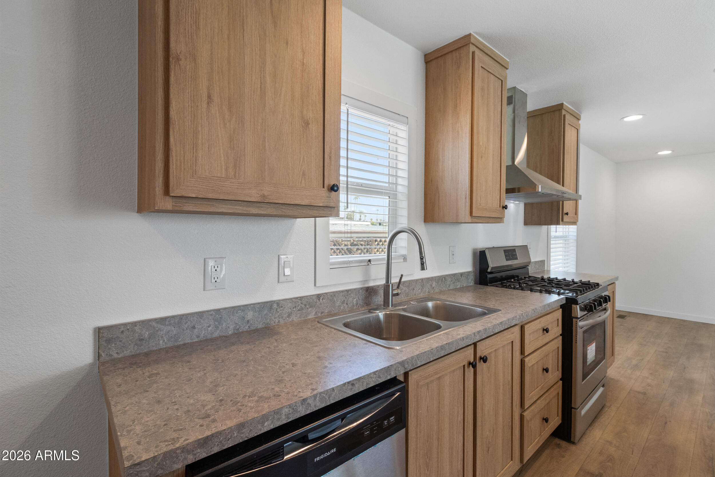 701 South Dobson Road, Unit 34 Mesa, AZ 85202 - Photo 6 of 58 IMG_4461
