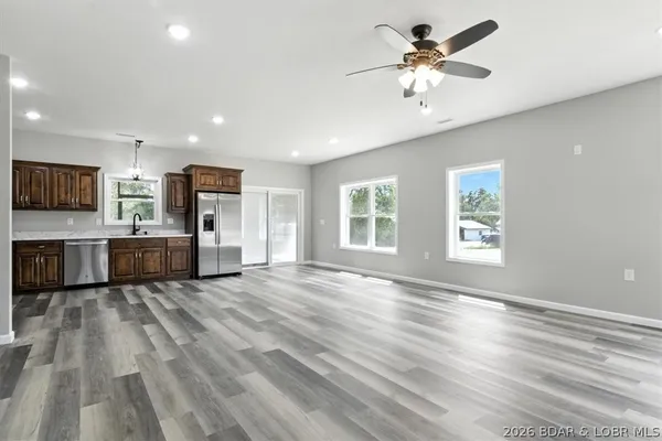 $299,500 | 504 South Chestnut Street, Eldon, MO 65026