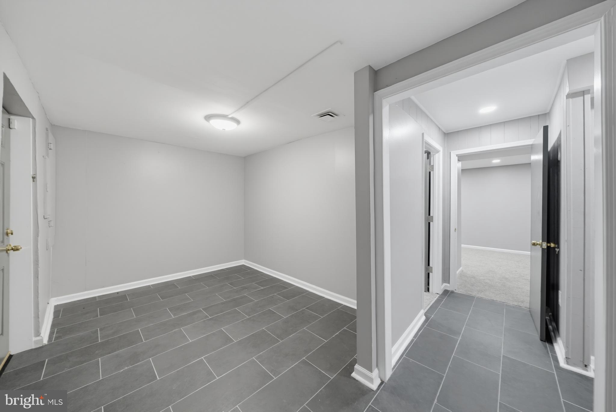 14908 Notley Road Silver Spring, MD 20905 - Photo 34 of 50 Basement Mud room