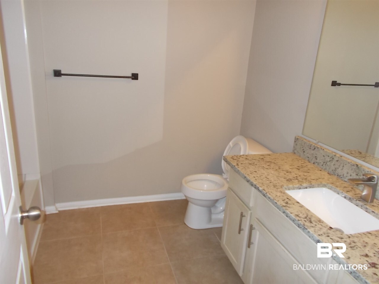 1517 Regency Road, Unit 124 Gulf Shores, AL 36542 - Photo 8 of 12