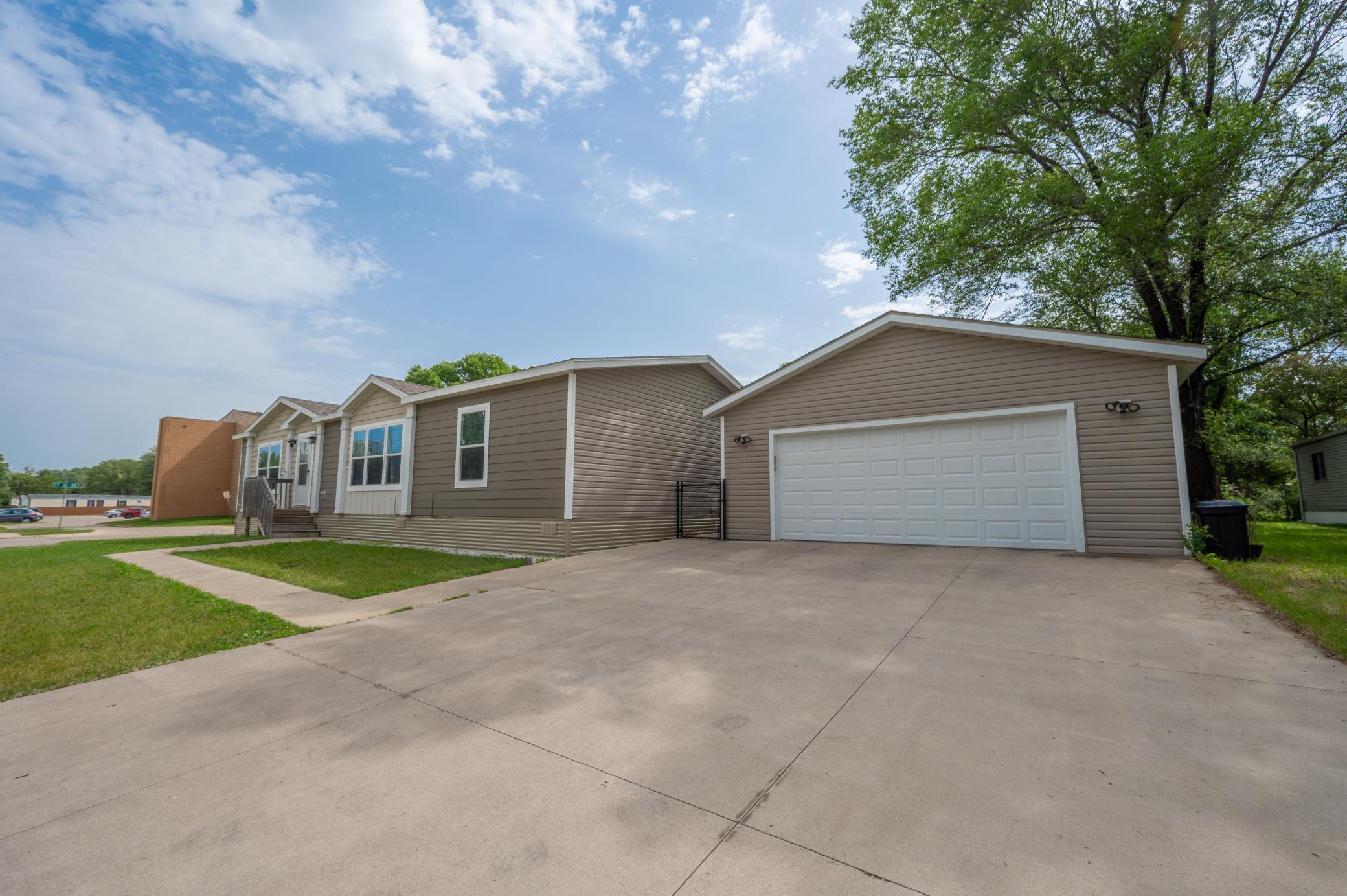 1902 17th Street Southeast Rochester, MN 55904 - Photo 1 of 1 Gallery Image 1