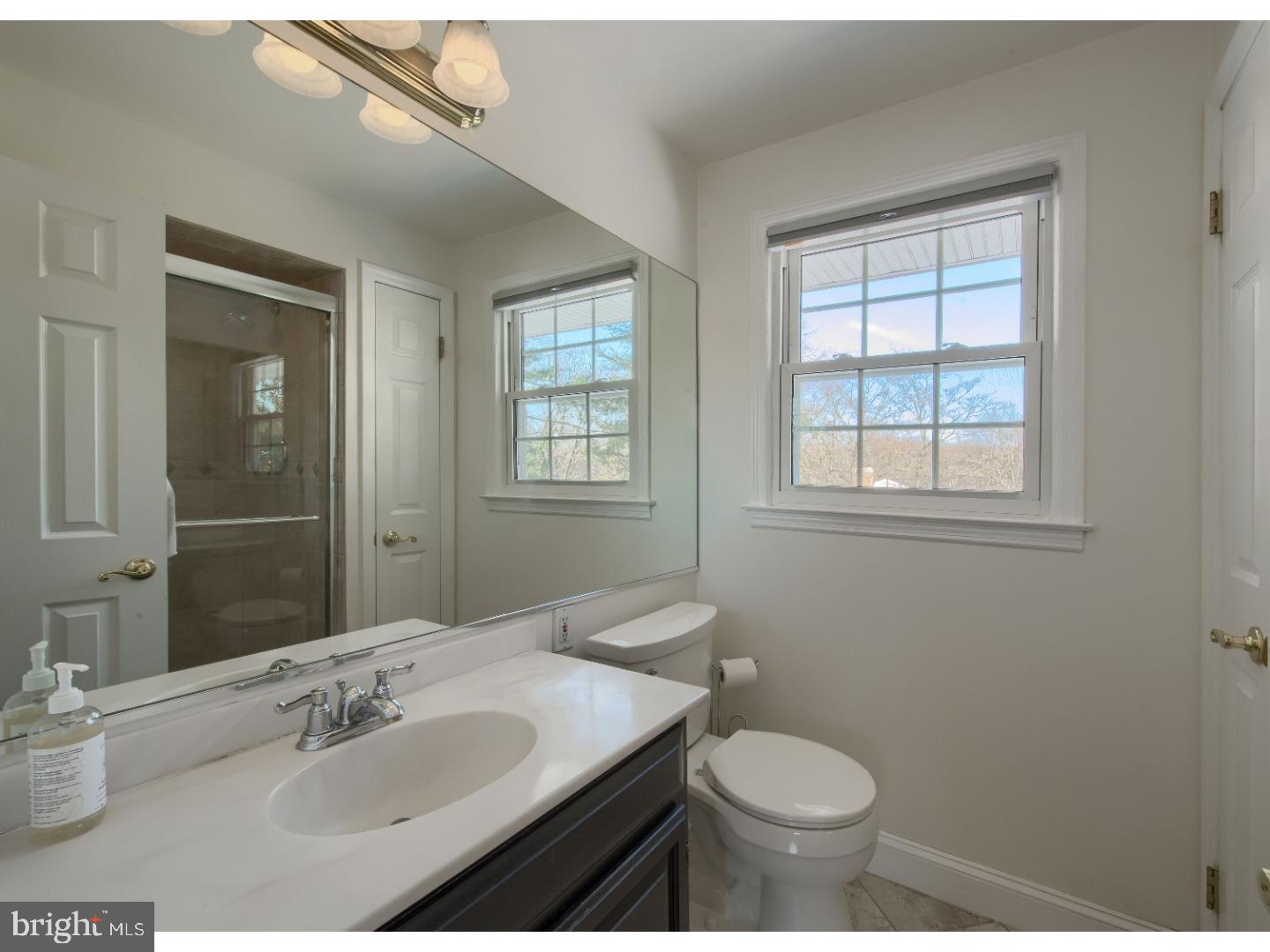 3002 Georgetown Road Cinnaminson, NJ 08077 - Photo 14 of 20