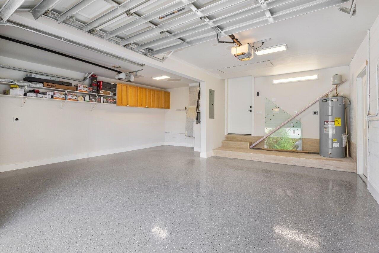 1920 Spanish Trail Delray Beach, FL 33483 - Photo 23 of 23 an empty room with windows