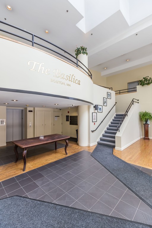 106 13th Street, Unit 204 Boston, MA 02129 - Photo 19 of 21 a view of lobby with furniture