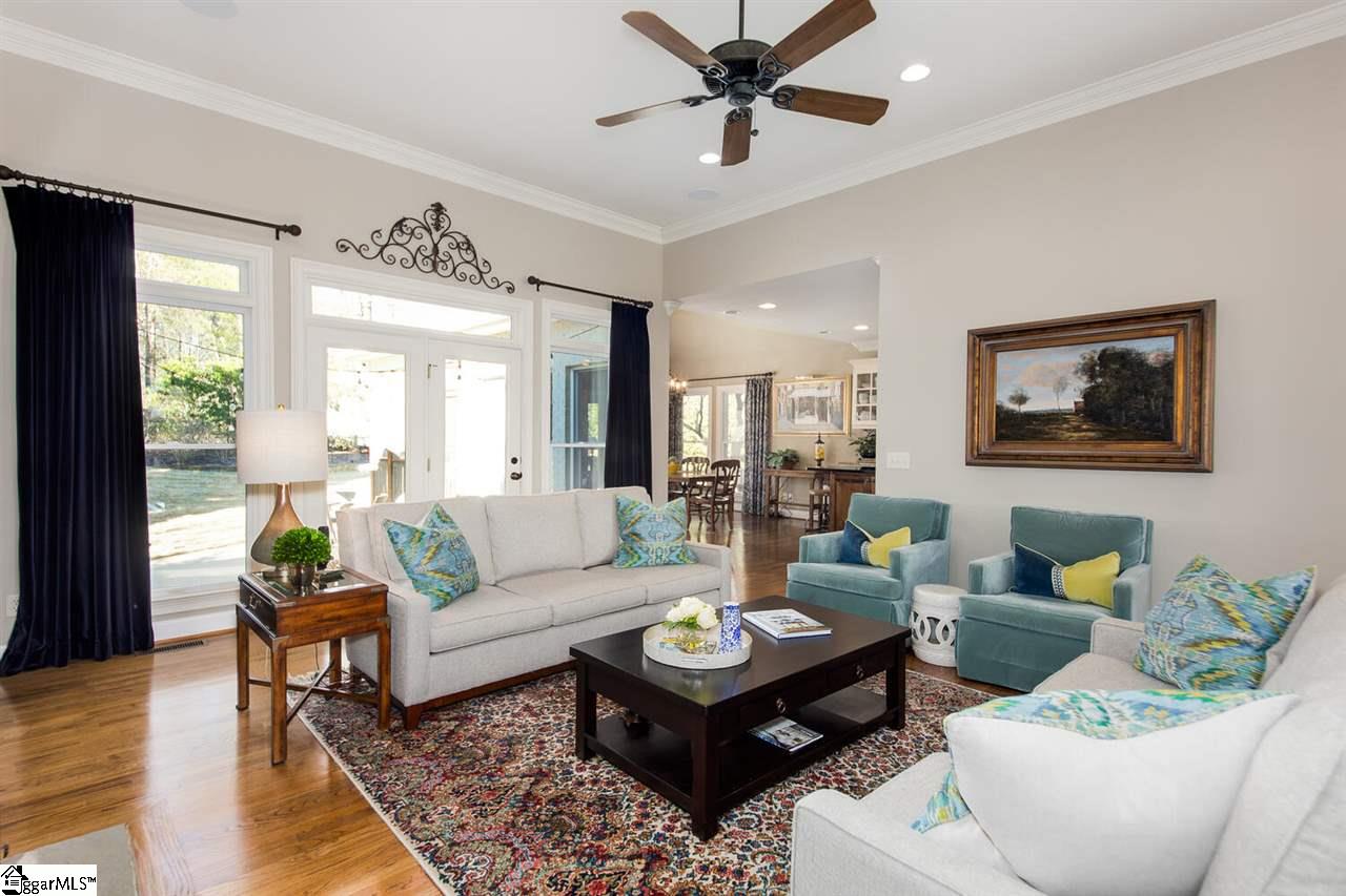 203 Steadman Way Greer, SC 29650 - Photo 3 of 25 Gallery Image 3