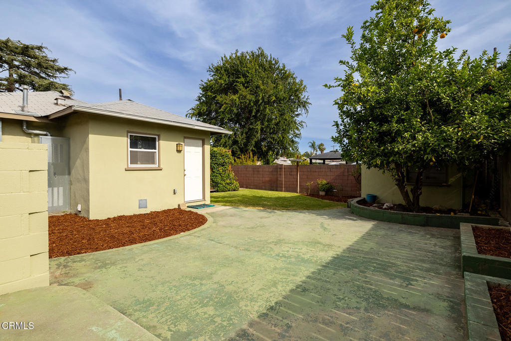 821 Random Lane Duarte, CA 91010 - Photo 27 of 28 027-26_DN6A0220-HDR_Web
