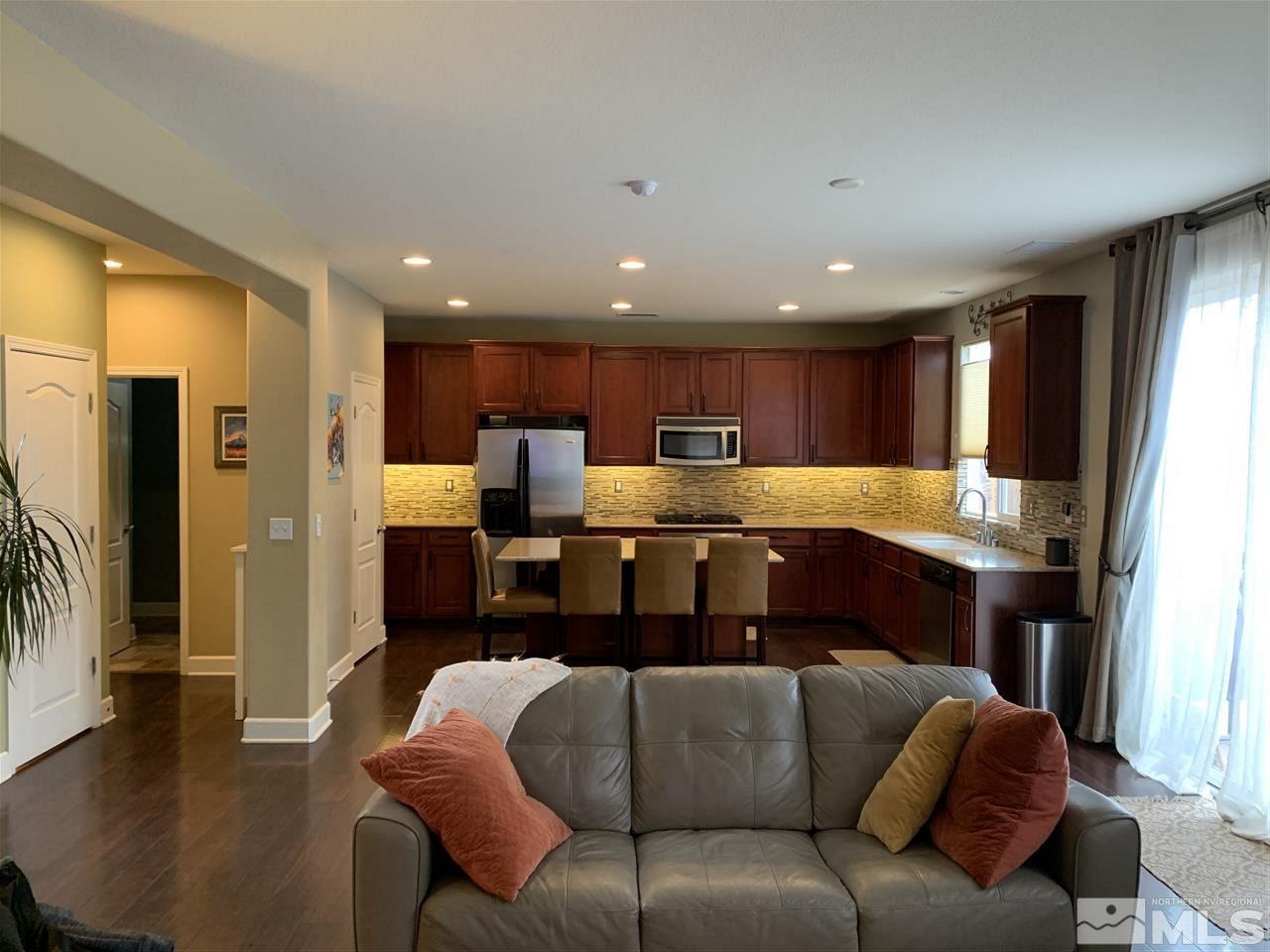 465 Stradella Court Reno, NV 89521 - Photo 6 of 25 Photo 6