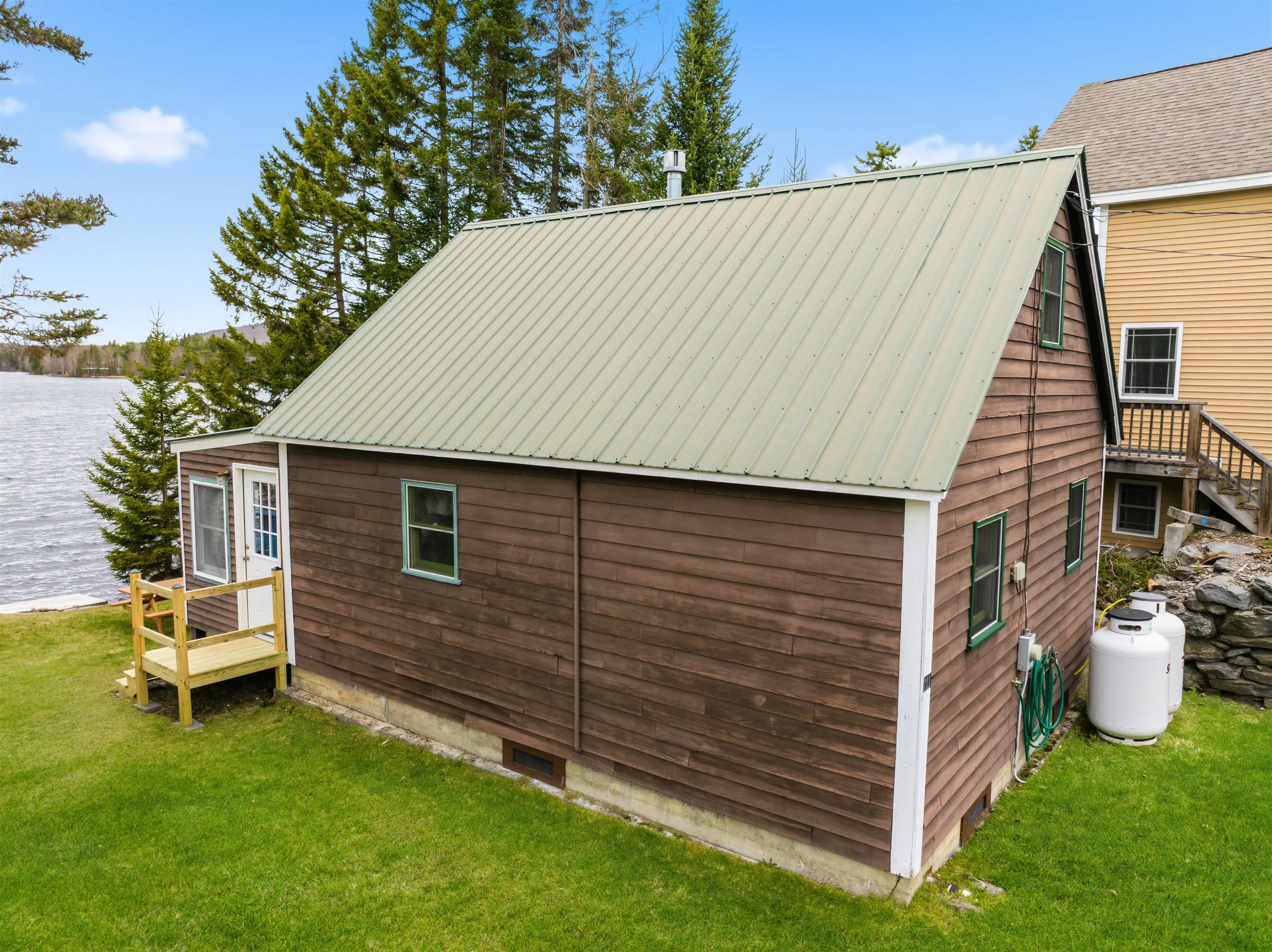 211 Beach Road Pittsburg, NH 03592 - Photo 33 of 59