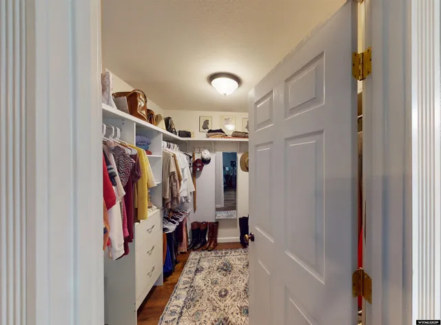 $650,000 | 250 Dillon Drive, Lander, WY 82520